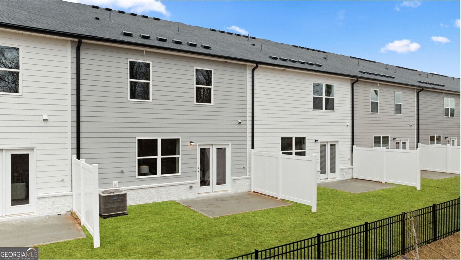 321 Sound Circle Stockbridge - 2