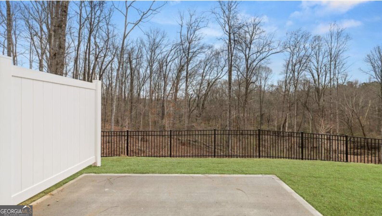 321 Sound Circle Stockbridge - 24