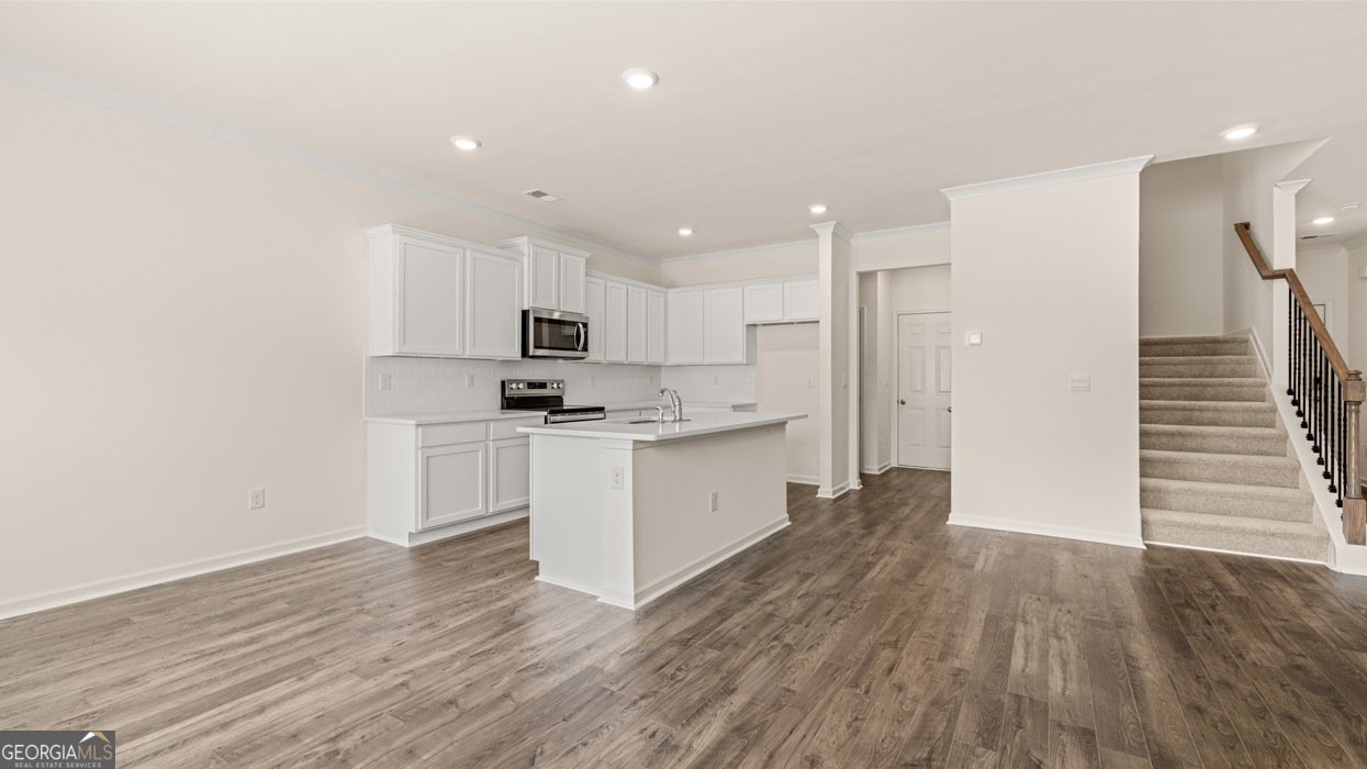 321 Sound Circle Stockbridge - 29