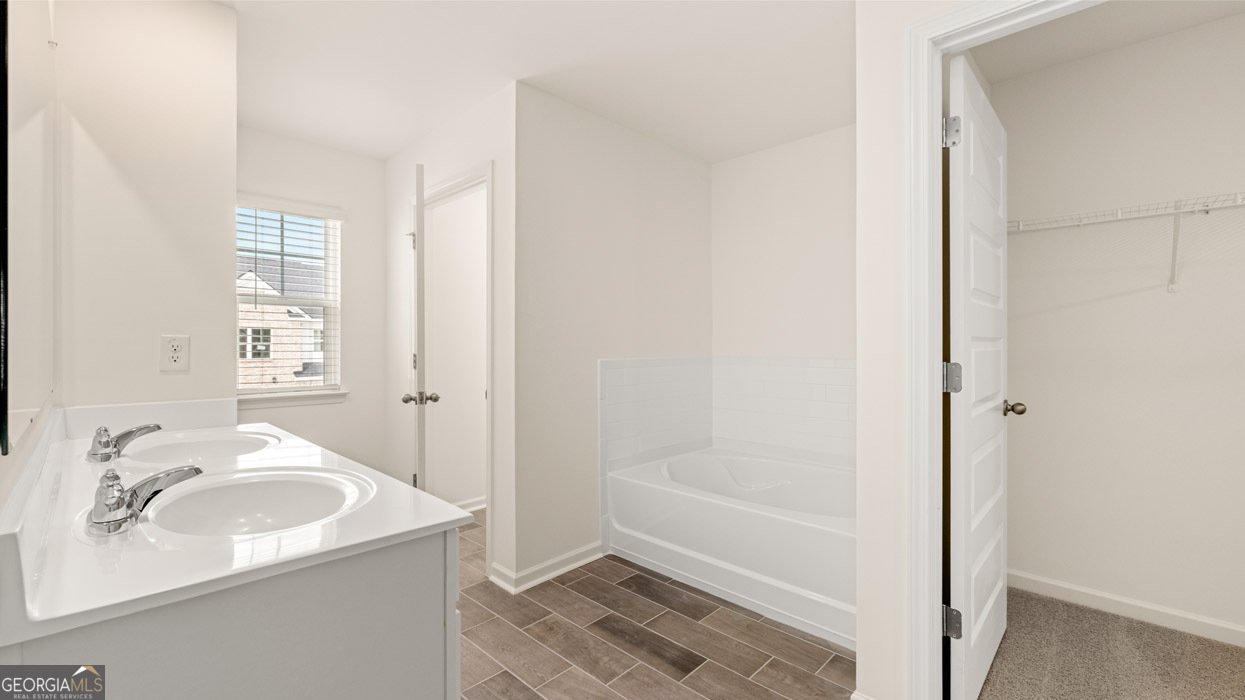 321 Sound Circle Stockbridge - 37