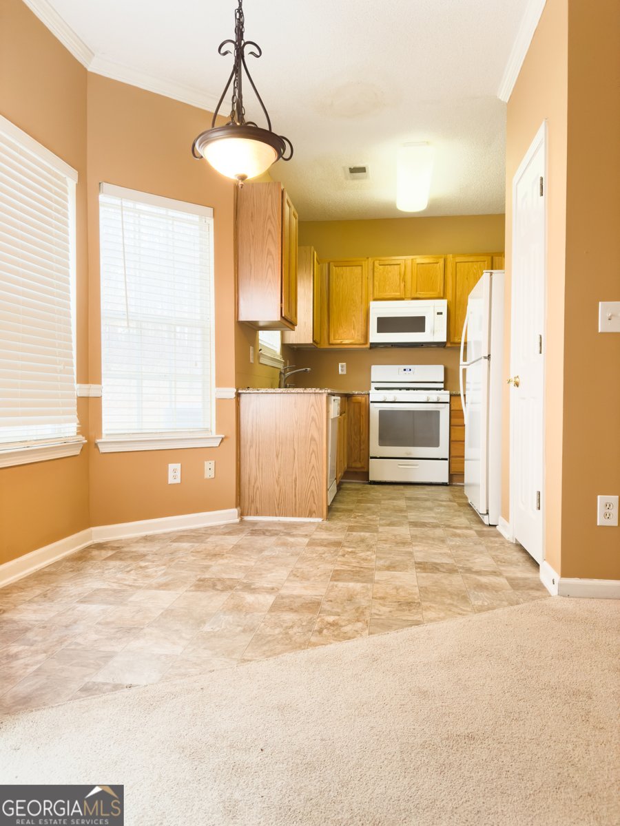 2567 Laurel Circle Atlanta - 9