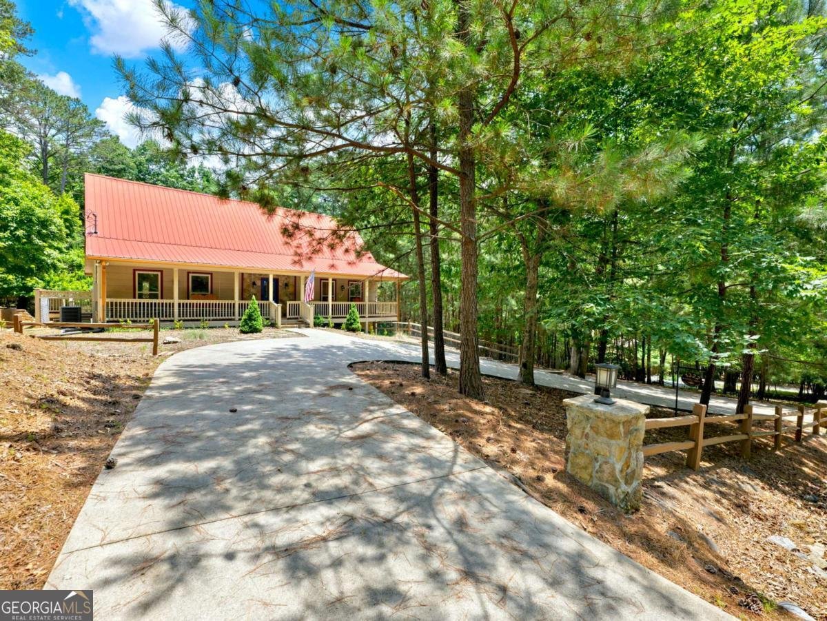 1322 Newport Drive Ellijay - 2