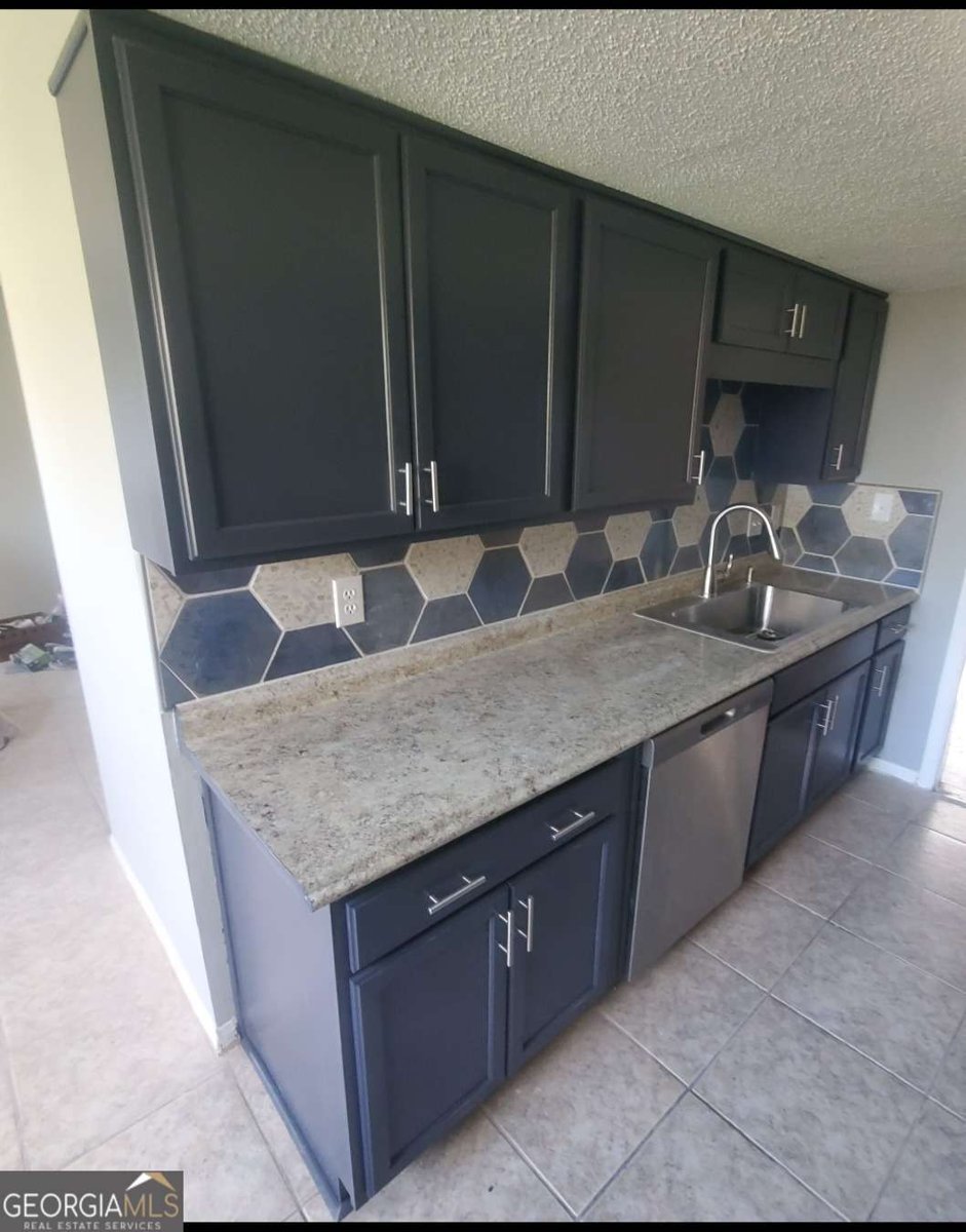 6354 Shannon Parkway Union City - 1