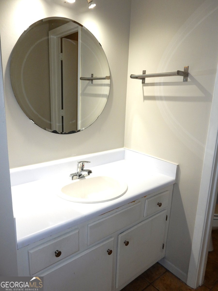 2058 Powers Ferry Trace Marietta - 12