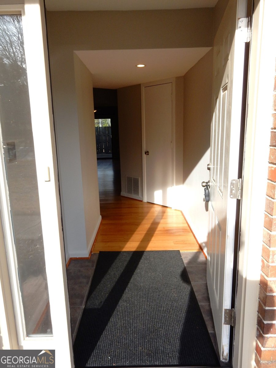 2058 Powers Ferry Trace Marietta - 2