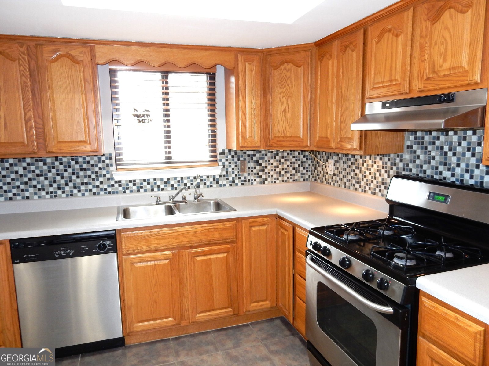 2058 Powers Ferry Trace Marietta - 6