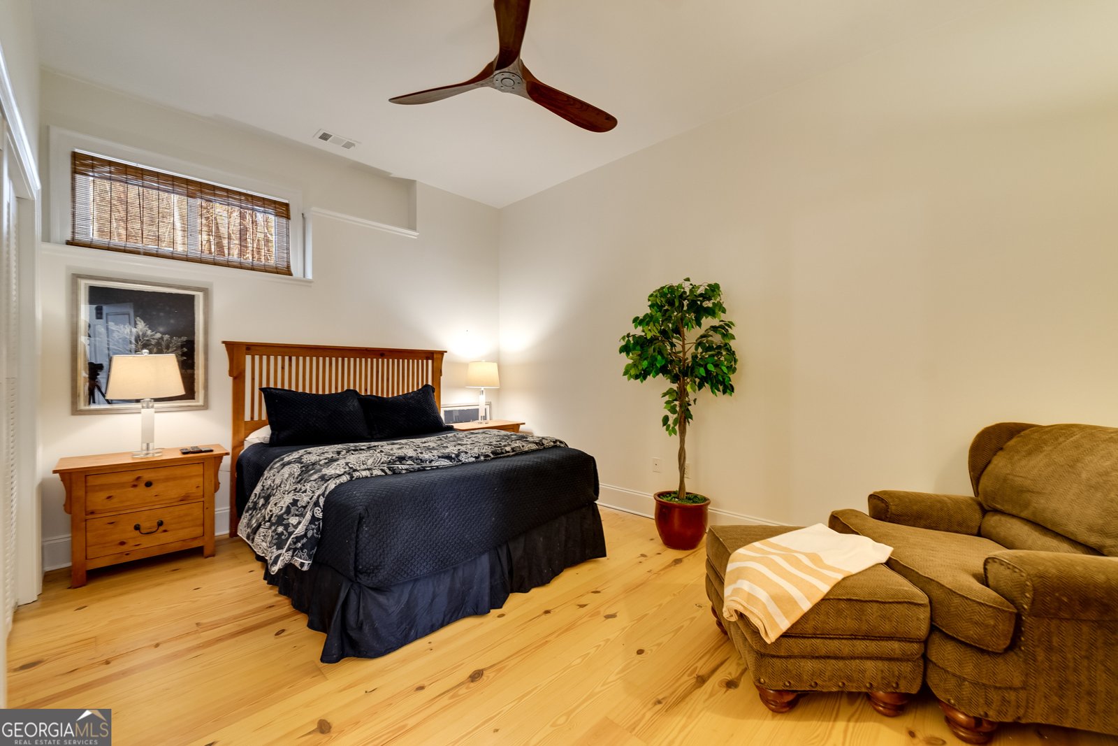 336 Fulton Road Tiger - 19