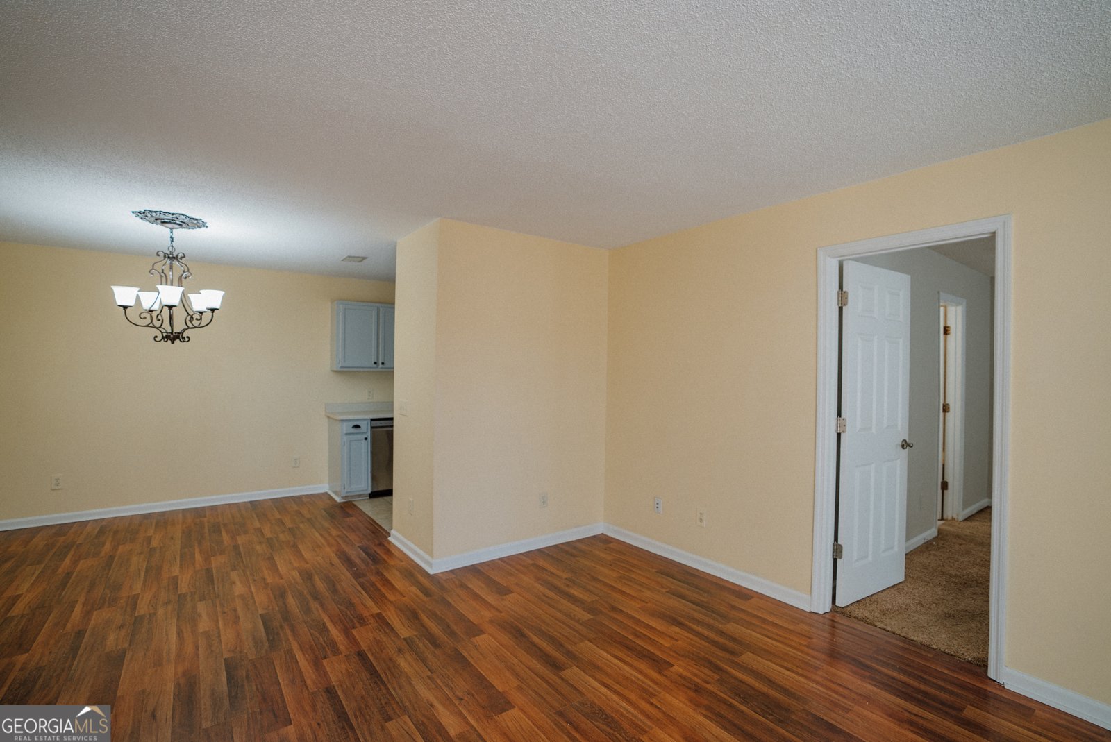 6663 Pine Ridge Circle Blackshear - 6