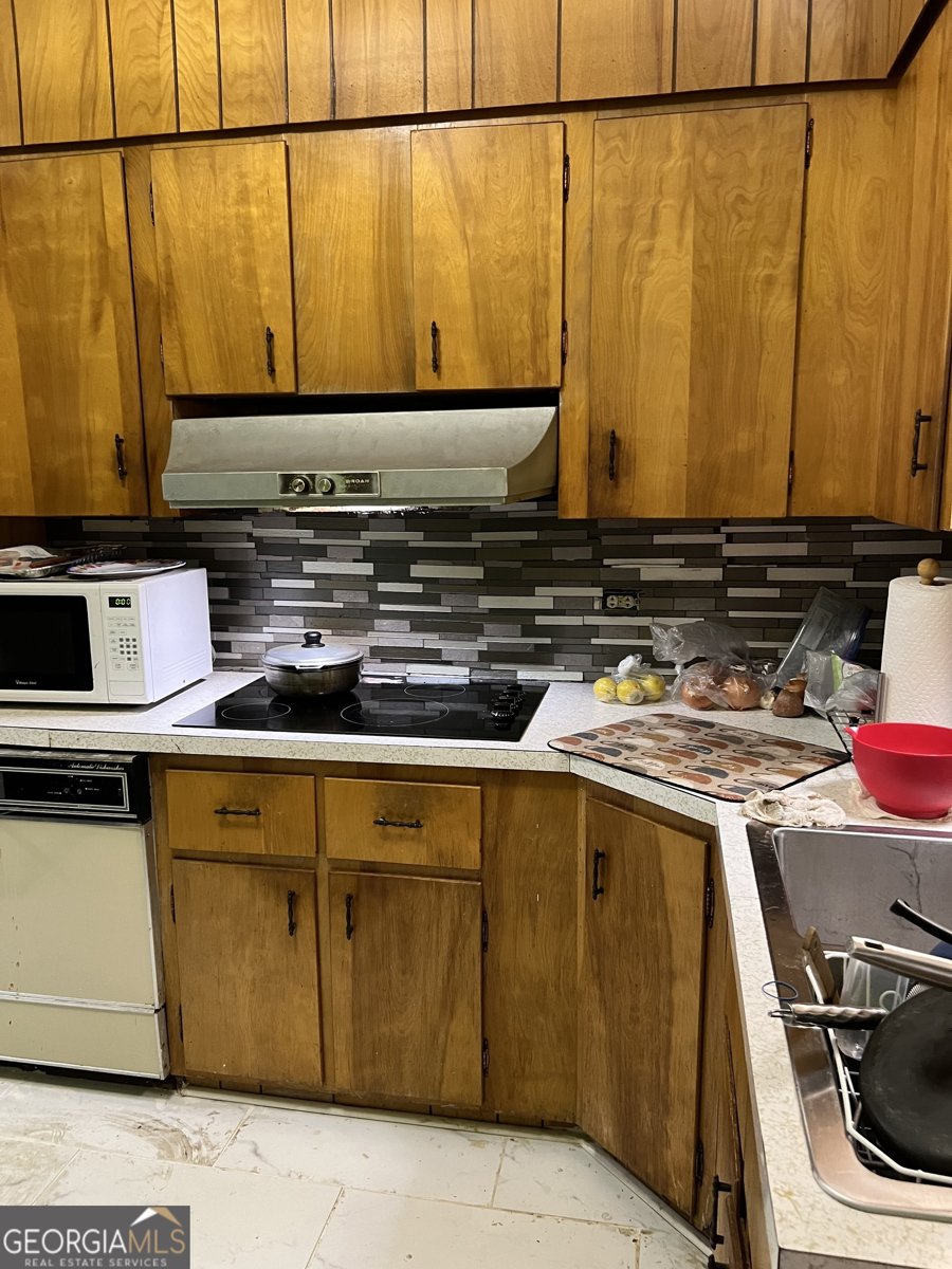 2229 New Clinton Road Macon - 27
