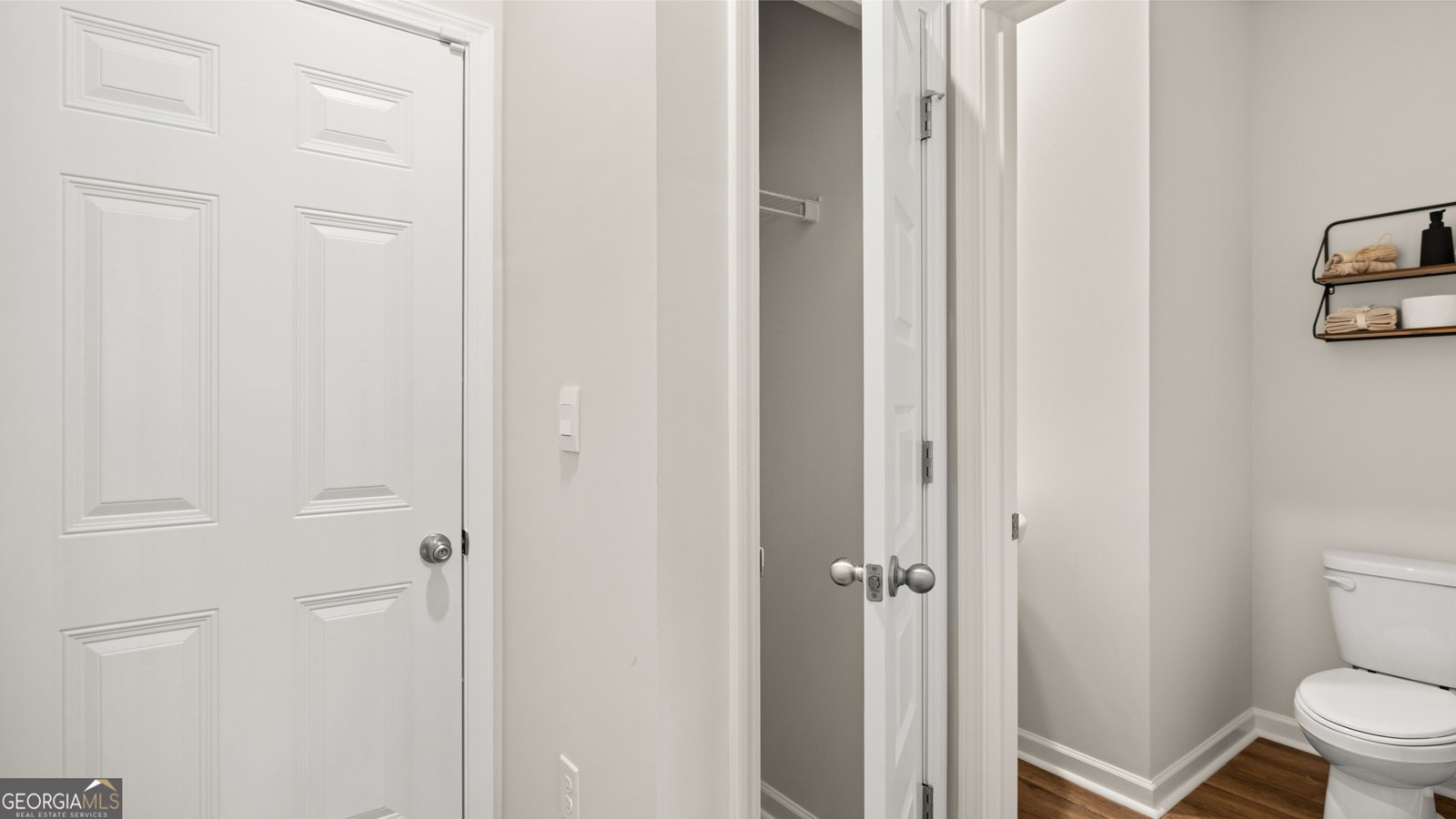 305 Sound Circle Stockbridge - 29