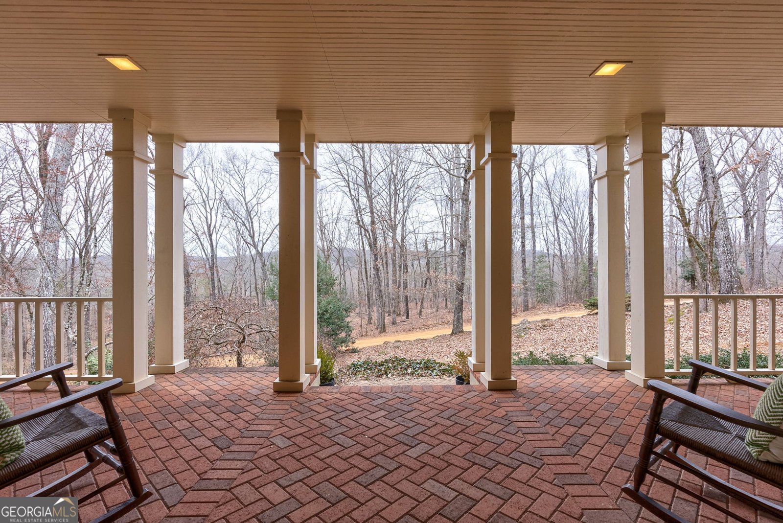 254 Ridgewood Road Clarkesville - 39