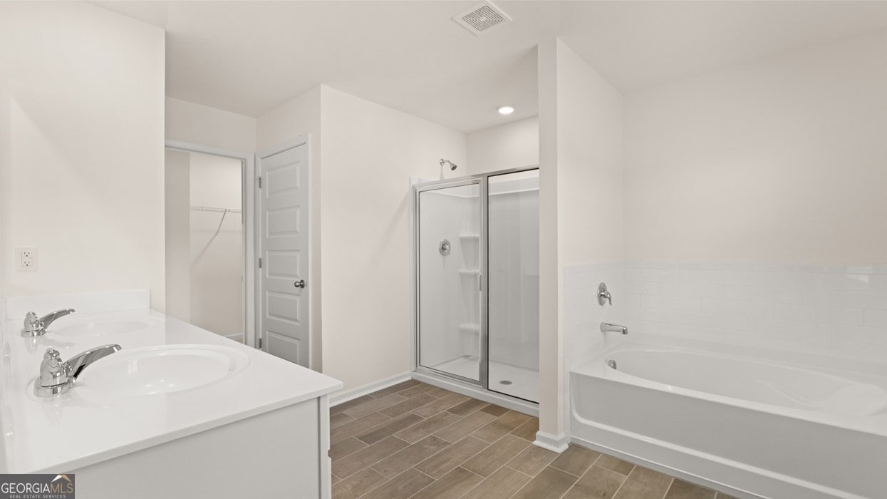 297 Sound Circle Stockbridge - 18