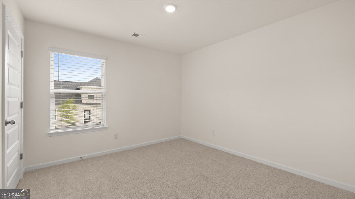 297 Sound Circle Stockbridge - 25