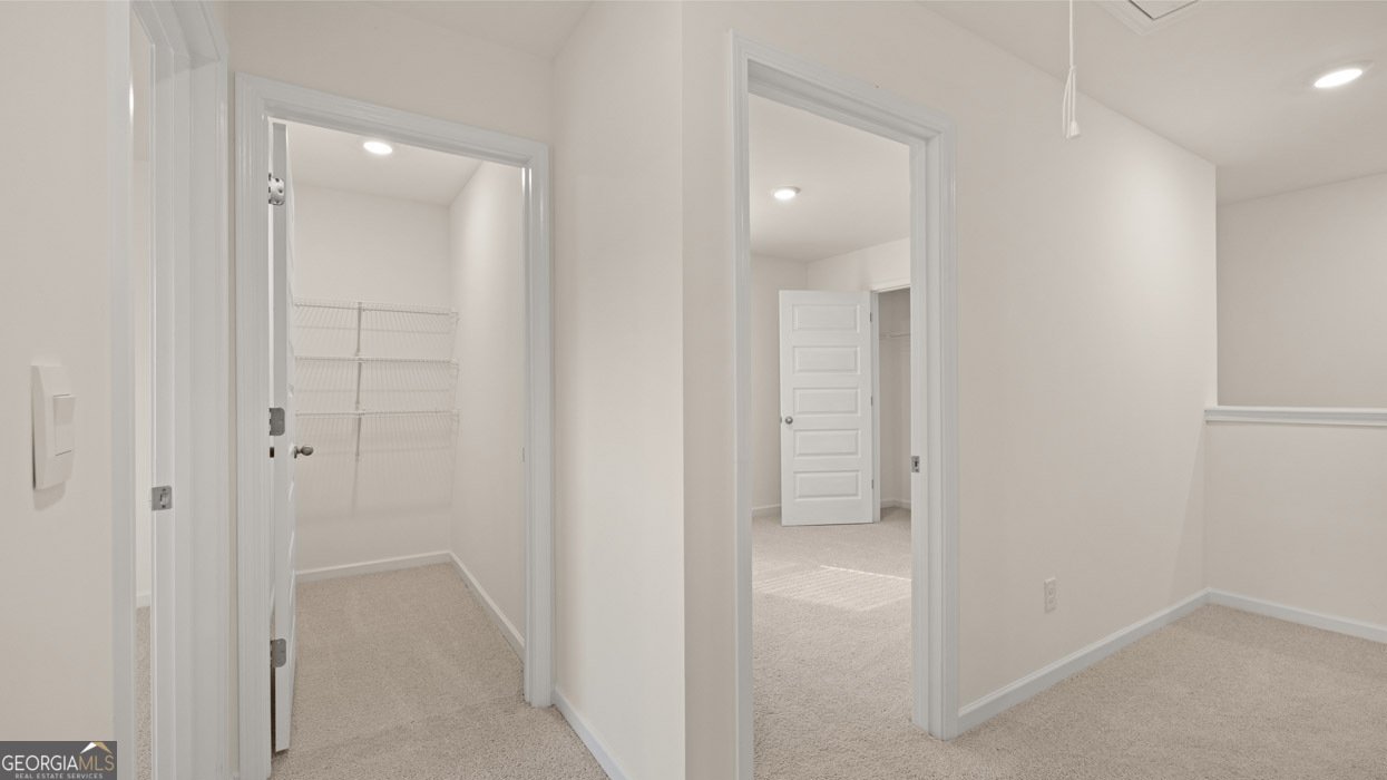 297 Sound Circle Stockbridge - 26