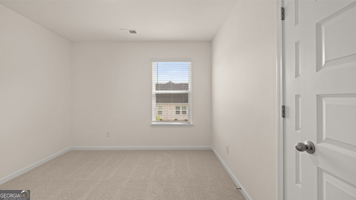 297 Sound Circle Stockbridge - 27