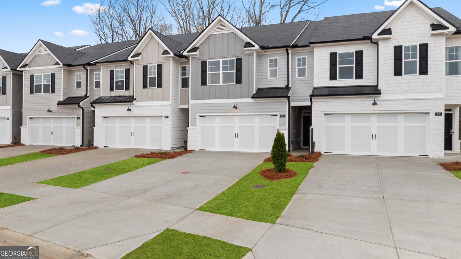 297 Sound Circle Stockbridge - 39