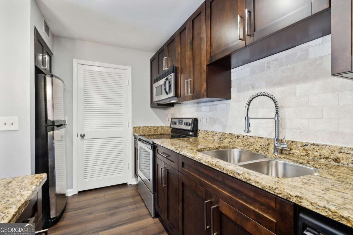 2657 Lenox Road Atlanta - 15