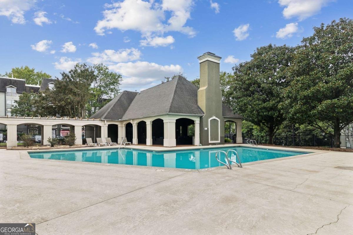 2657 Lenox Road Atlanta - 25