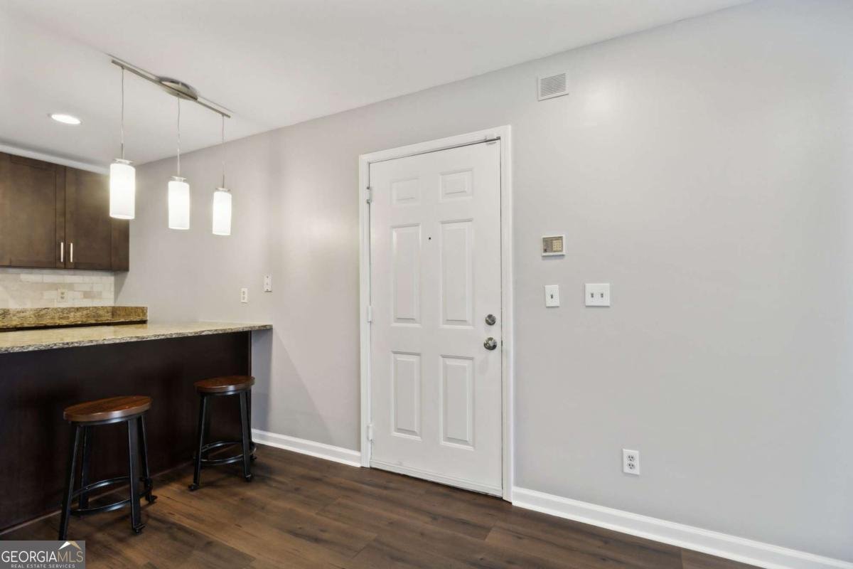 2657 Lenox Road Atlanta - 5