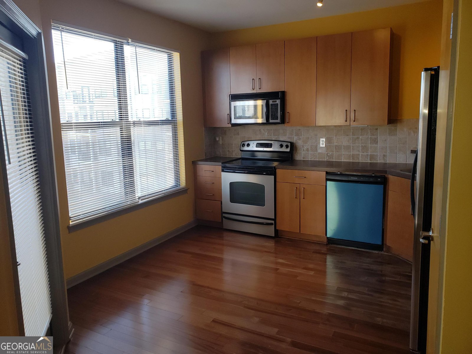898 Oak Street Atlanta - 8