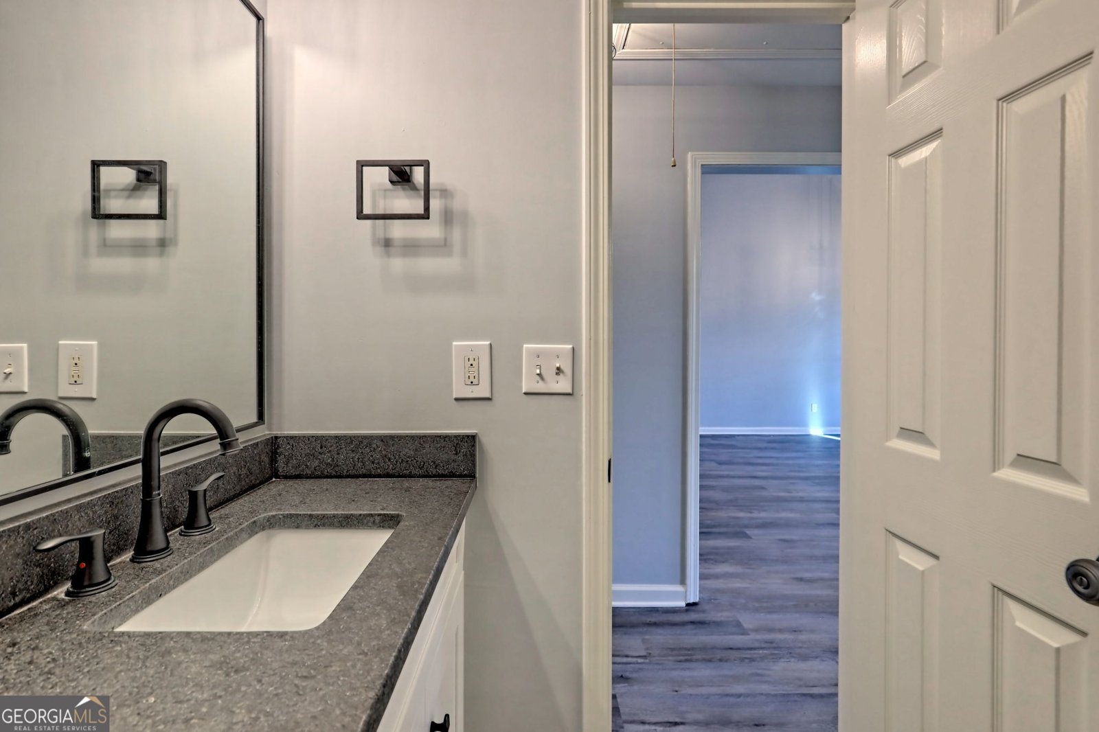 150 Blue Jay Road Clarkesville - 29