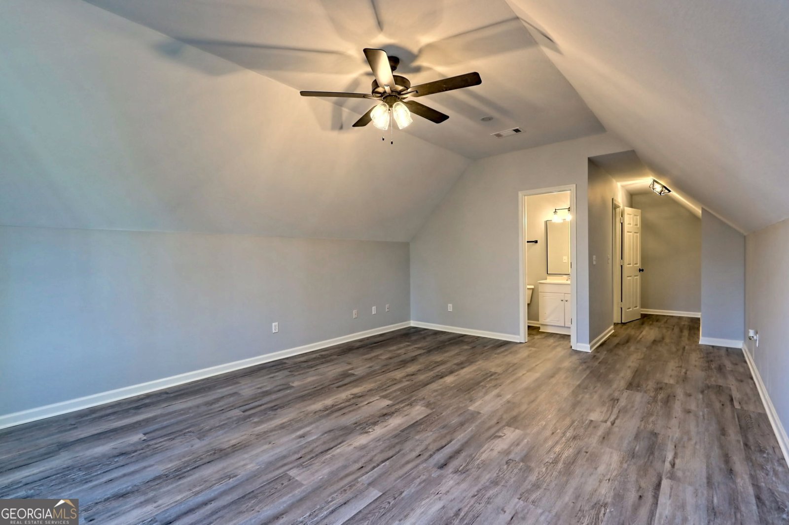 150 Blue Jay Road Clarkesville - 54