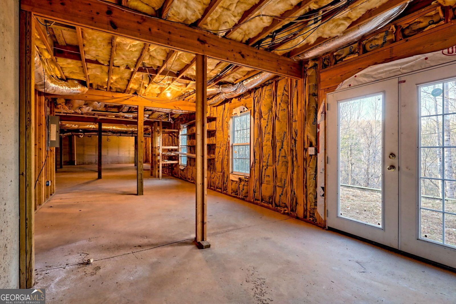 150 Blue Jay Road Clarkesville - 58