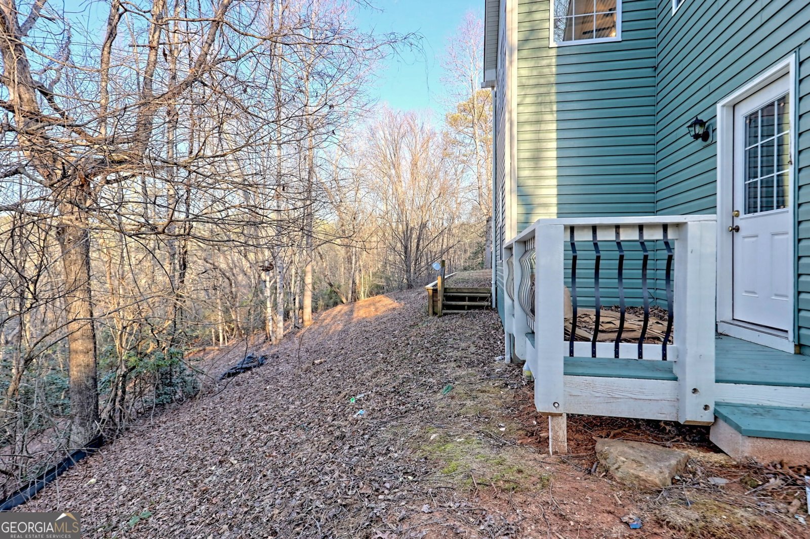 150 Blue Jay Road Clarkesville - 63