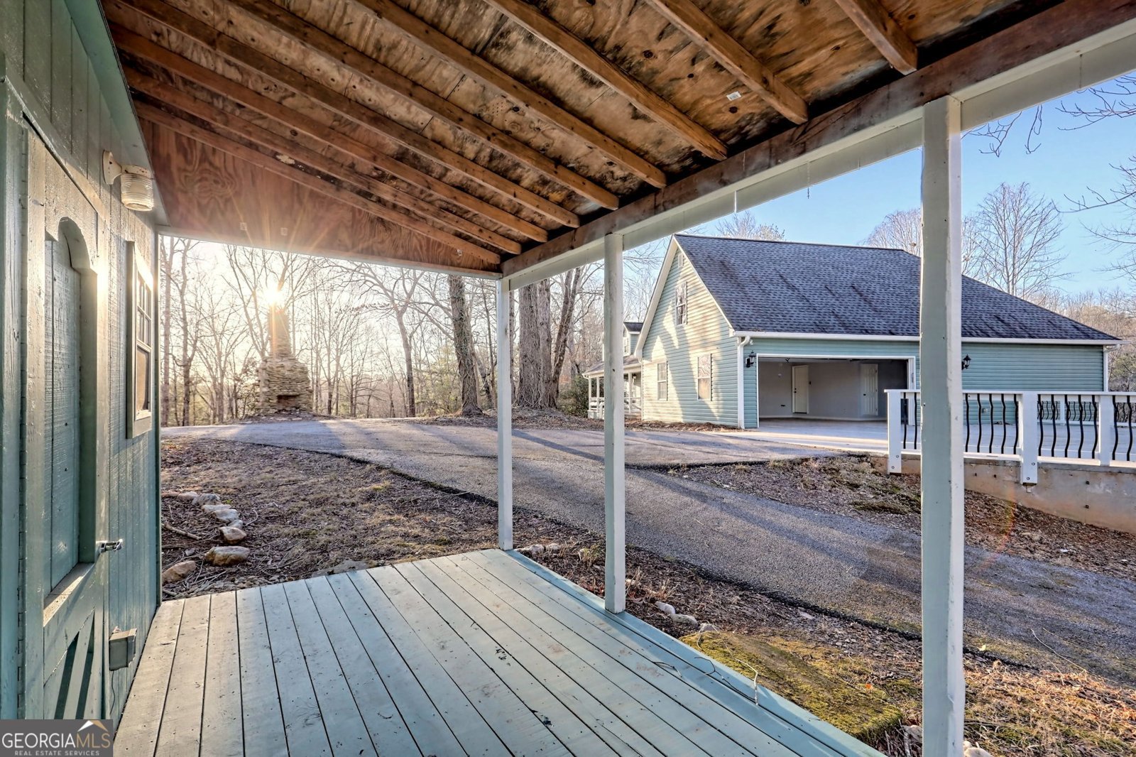 150 Blue Jay Road Clarkesville - 76