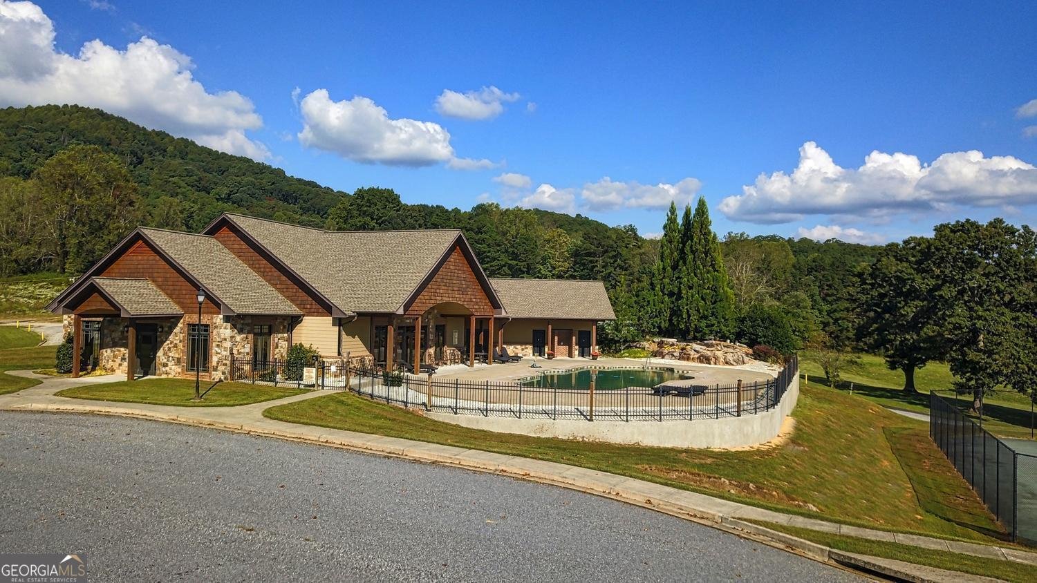 634 Arbor Lane Blairsville - 60
