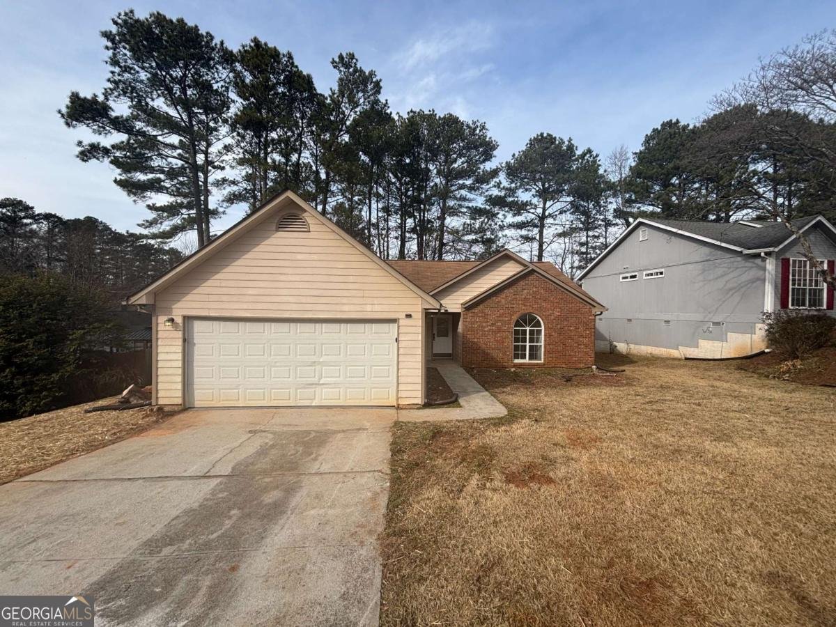 754 Shore Drive Lithonia - 1