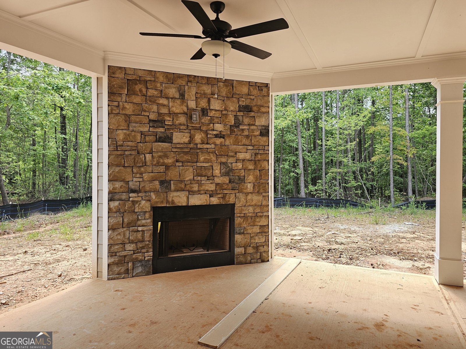 6851 Phillips Mill Road Douglasville - 23