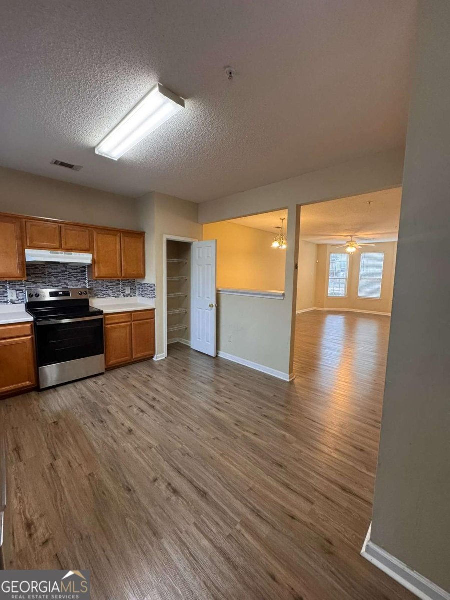 125 Odyssey Turn Conyers - 12