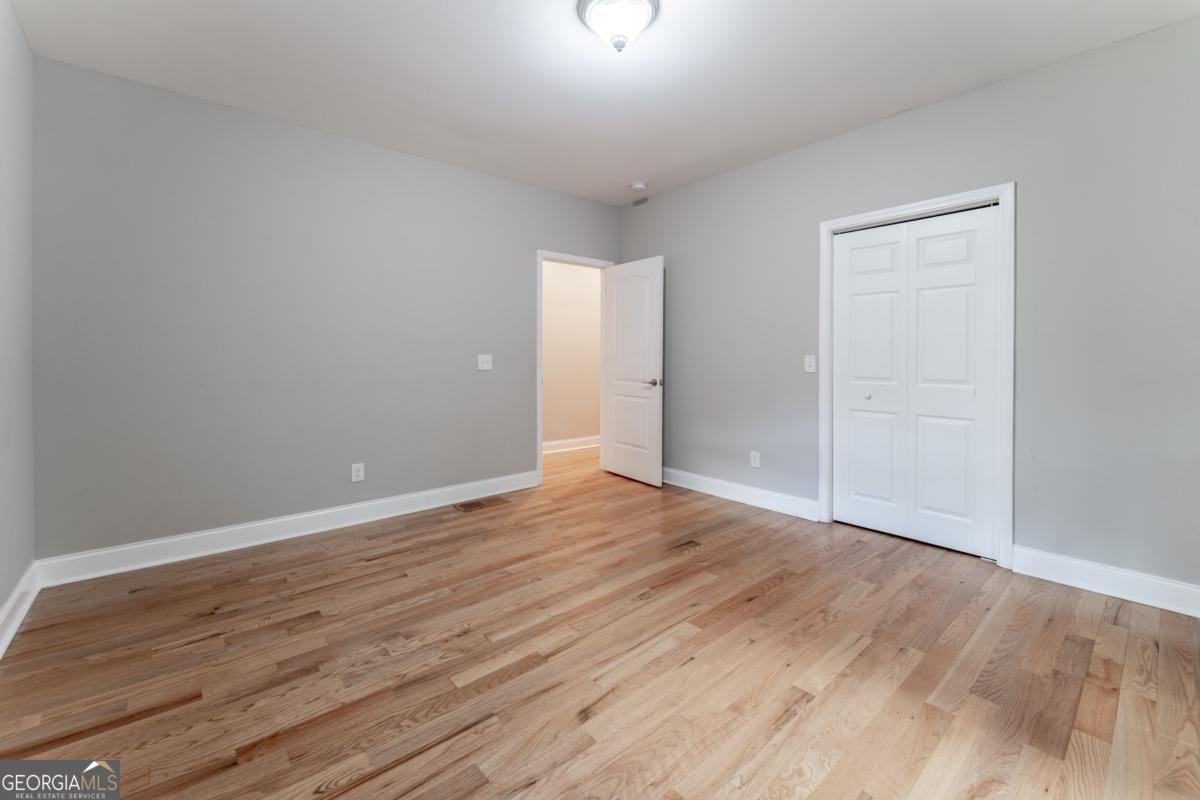 2711 Glenwood Avenue Atlanta - 27