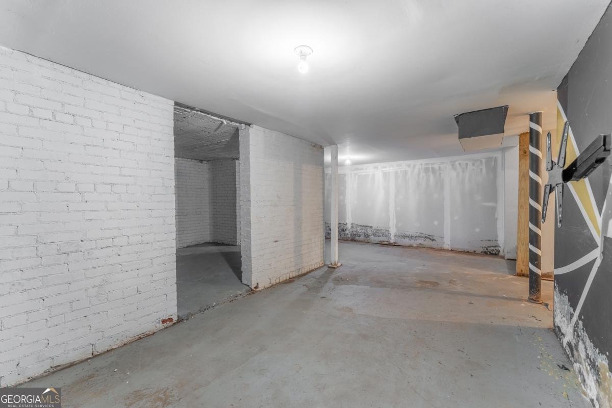 2711 Glenwood Avenue Atlanta - 36