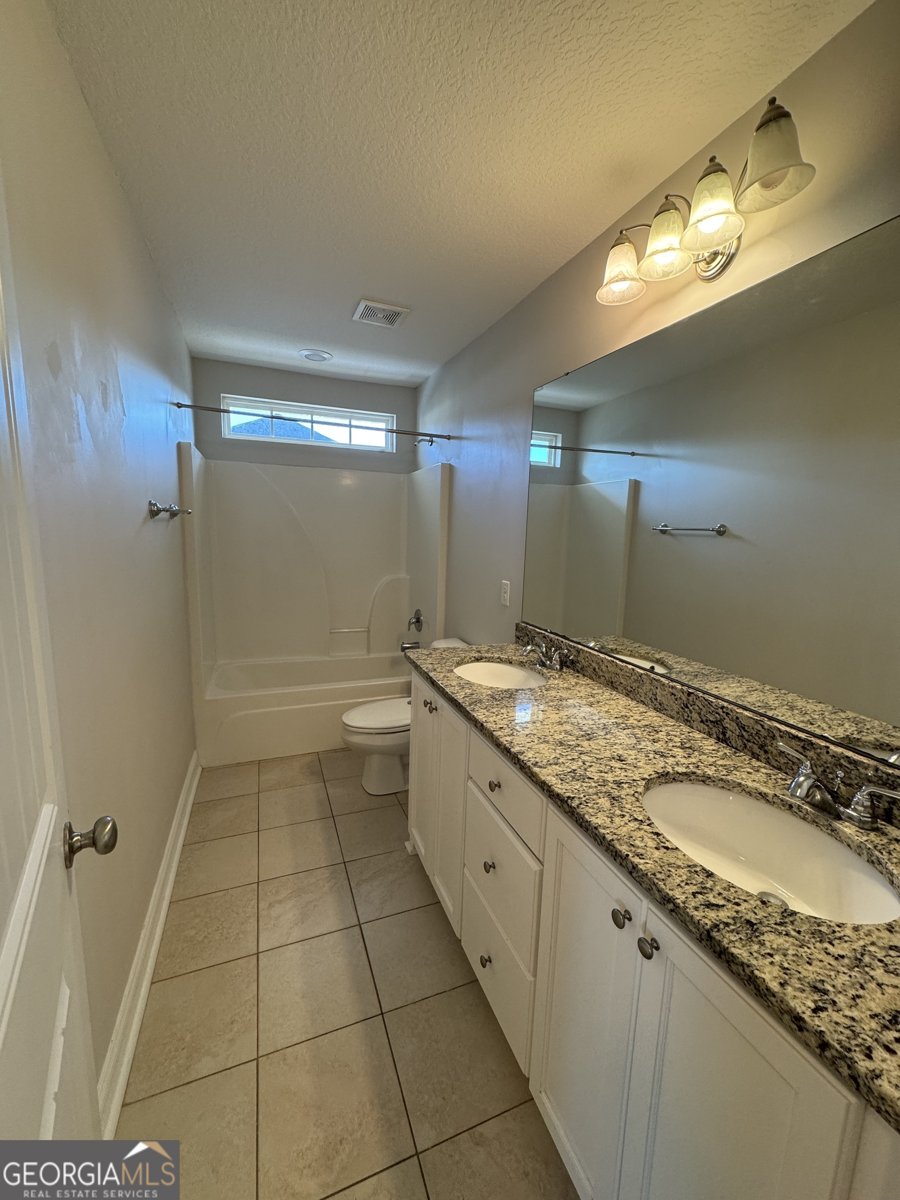 709 Eden Lane Hinesville - 21