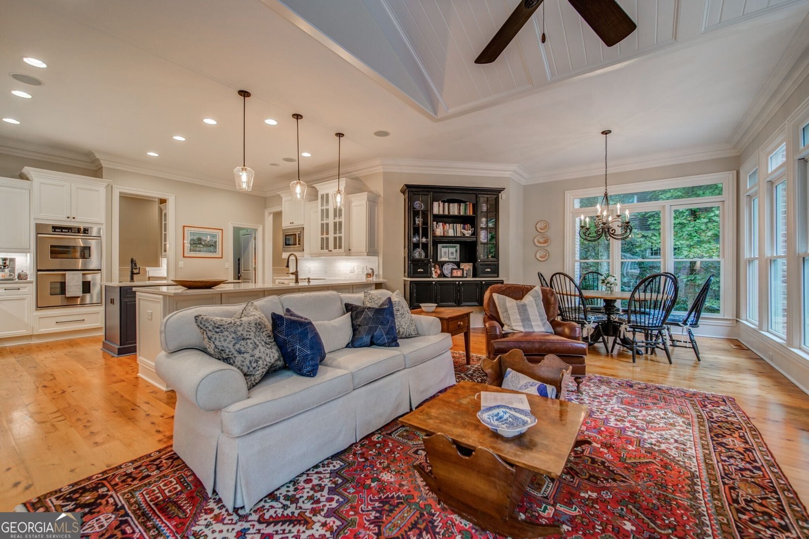 9070 Huntcliff Trace Sandy Springs - 14