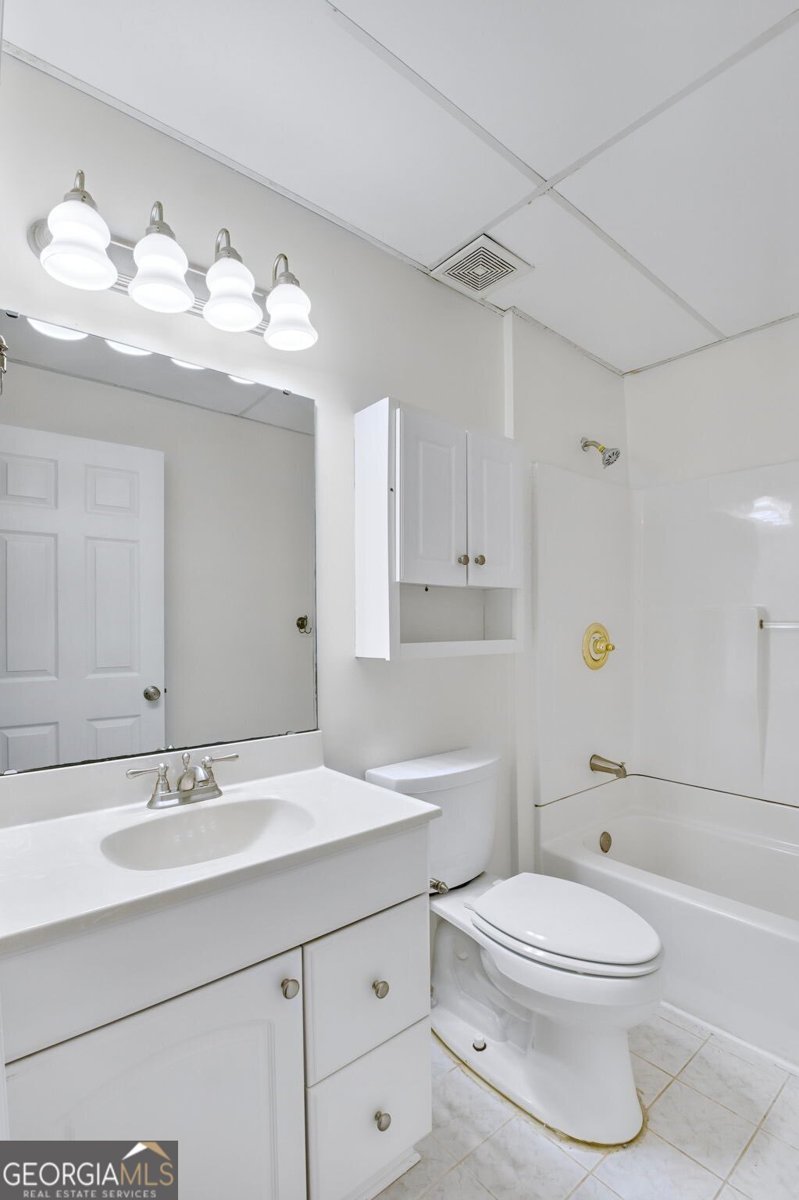 130 Sable Pointe Drive Milton - 18