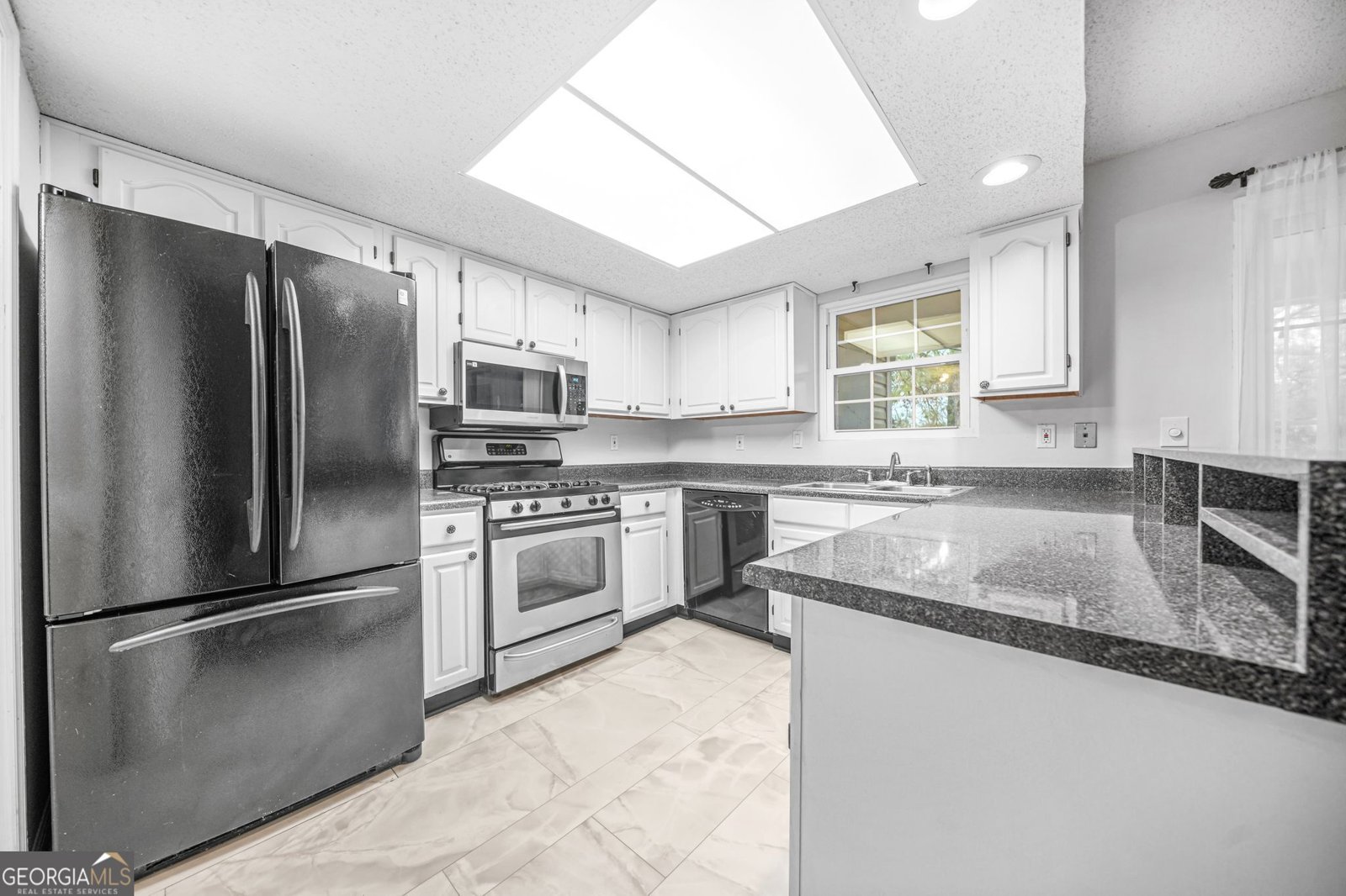 23 CHELSEA Court Avondale Estates - 8