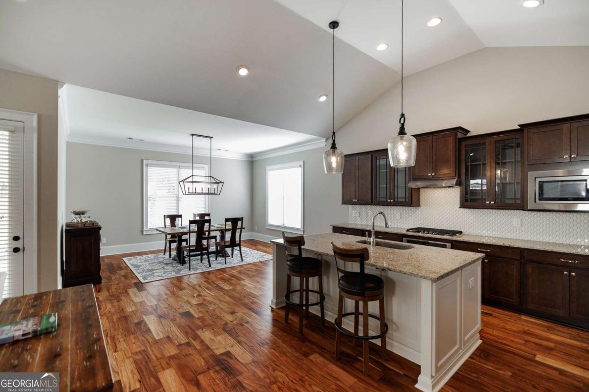 2990 Greenleffe Drive Statham - 14