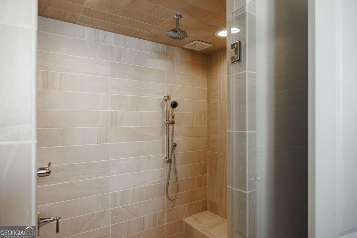 2990 Greenleffe Drive Statham - 20