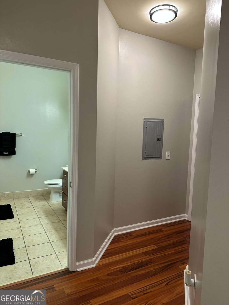 870 Mayson Turner Road Atlanta - 13