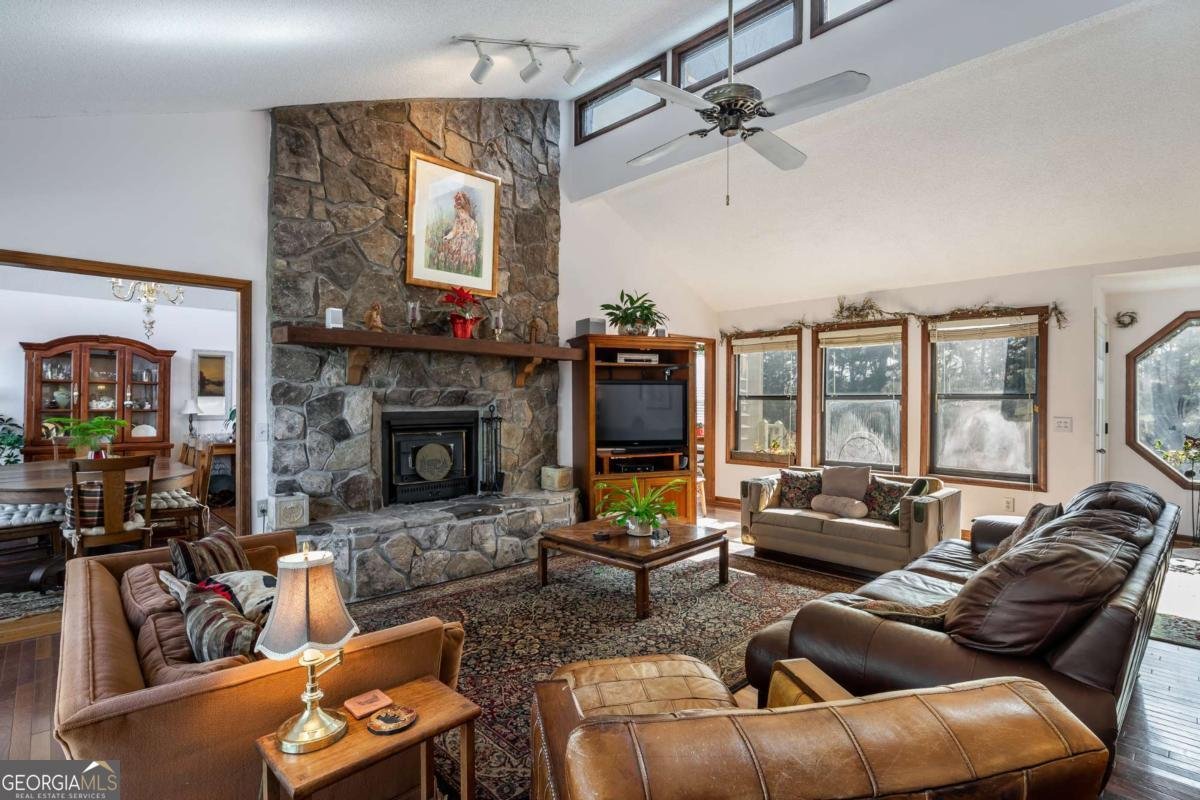 934 Greystone Road Talking Rock - 12