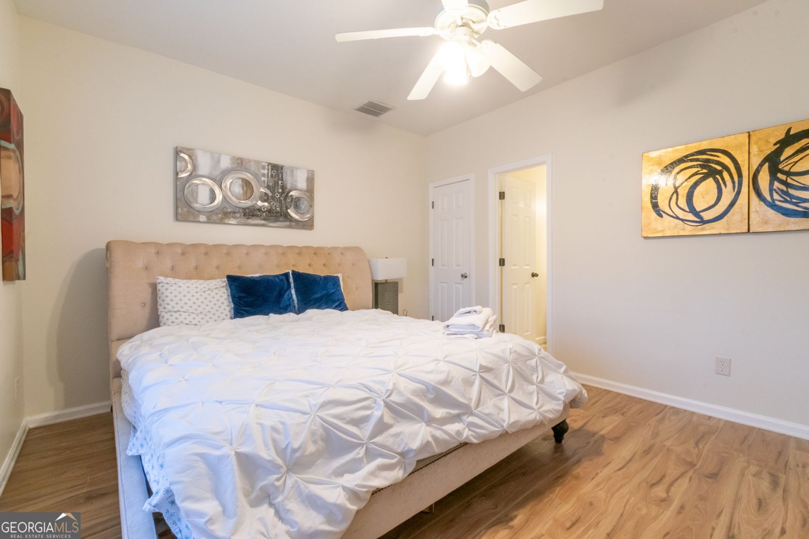 1605 signal flag Way Lawrenceville - 12