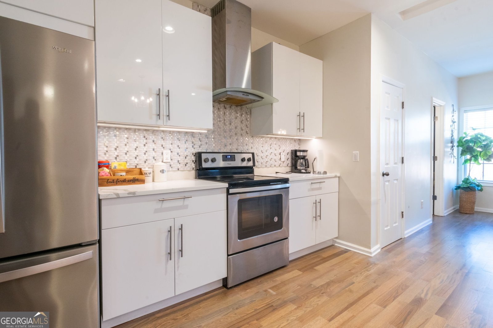 1605 signal flag Way Lawrenceville - 21