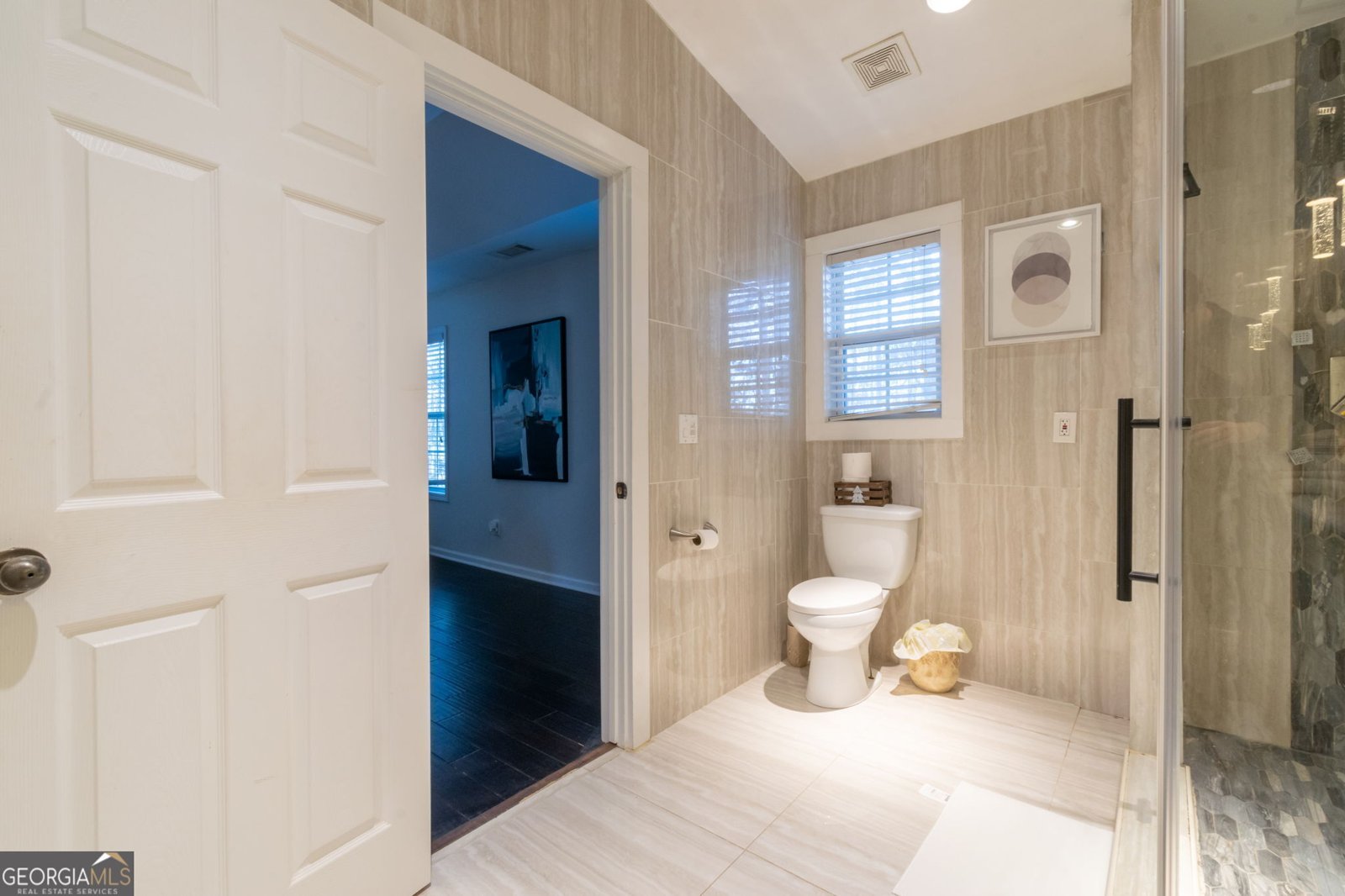 1605 signal flag Way Lawrenceville - 40