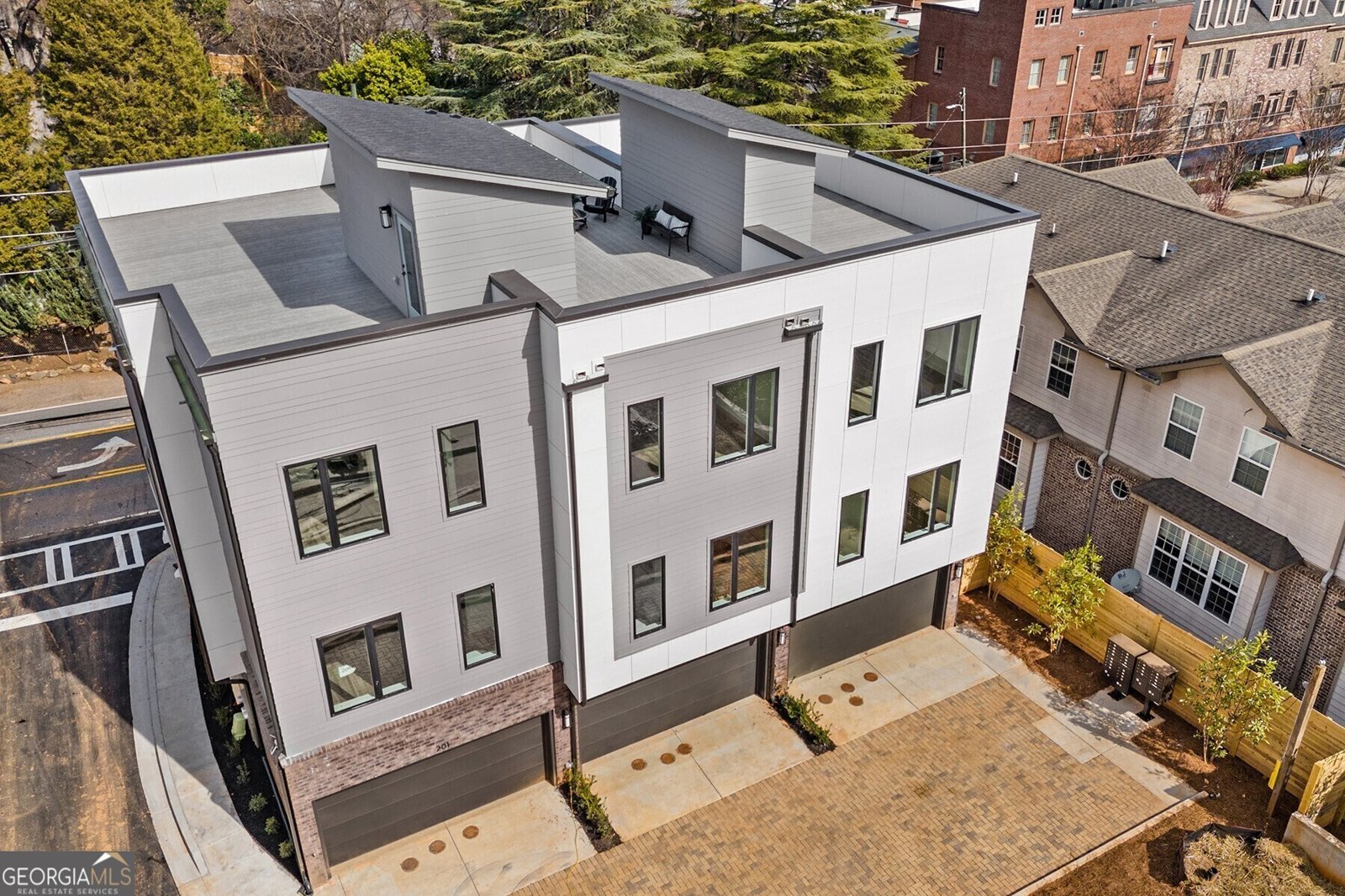 1237 Memorial Drive Atlanta - 35
