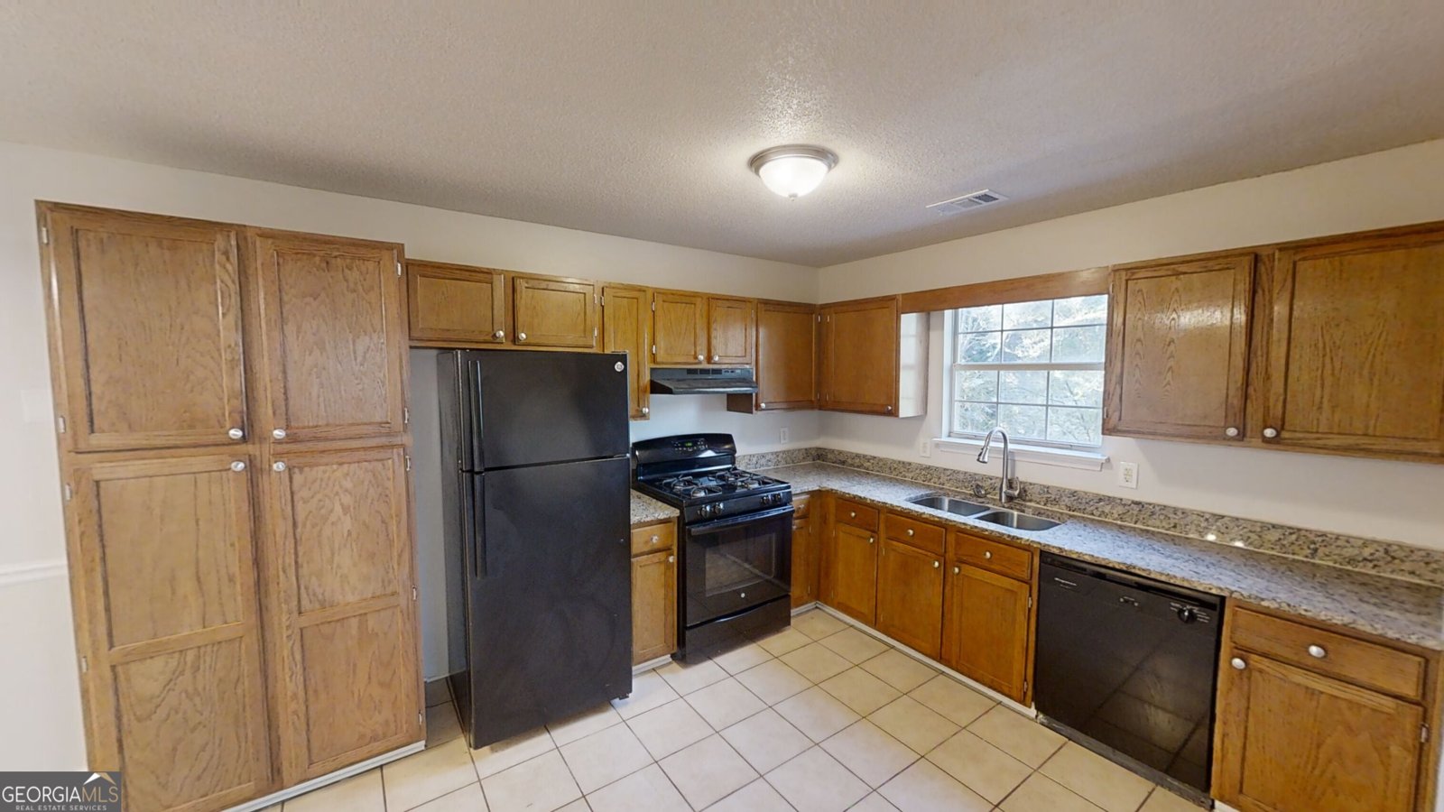1198 Oak Knoll Court Lithonia - 7