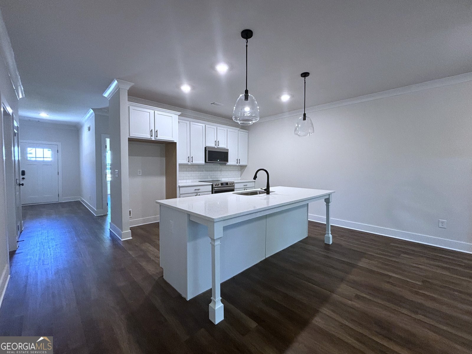 74 Village Court Cleveland - 13