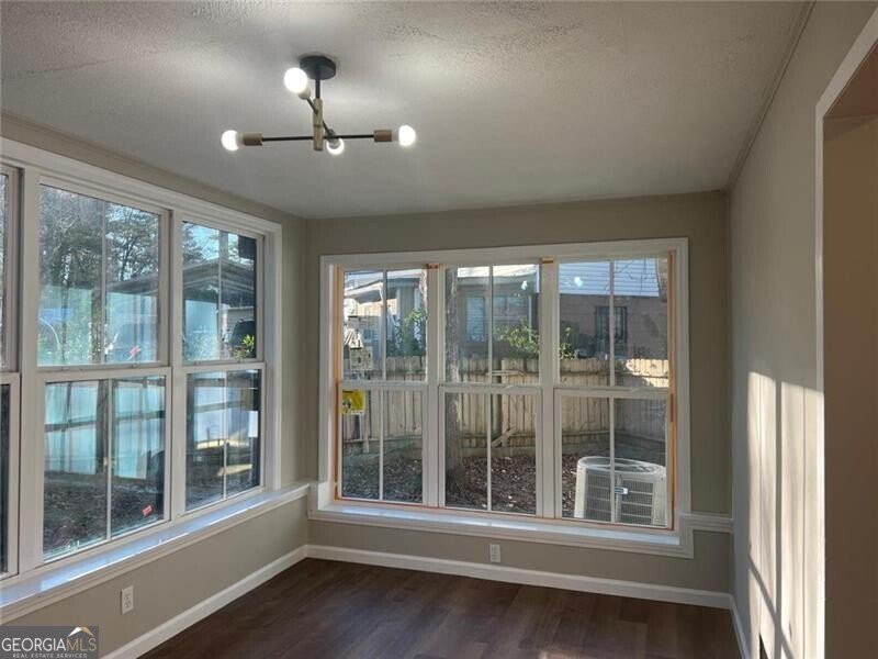 1055 Pinecrest Drive Forest Park - 11